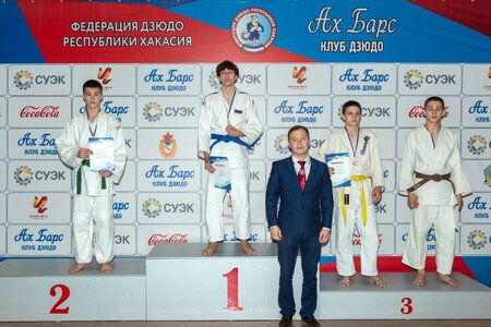 69e143c8-dbb3-41f4-aac4-b4ef6fa36dab