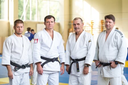 002