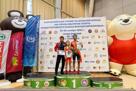 Сарачиснский, Куулар, Боргояков