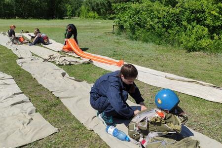 4,2